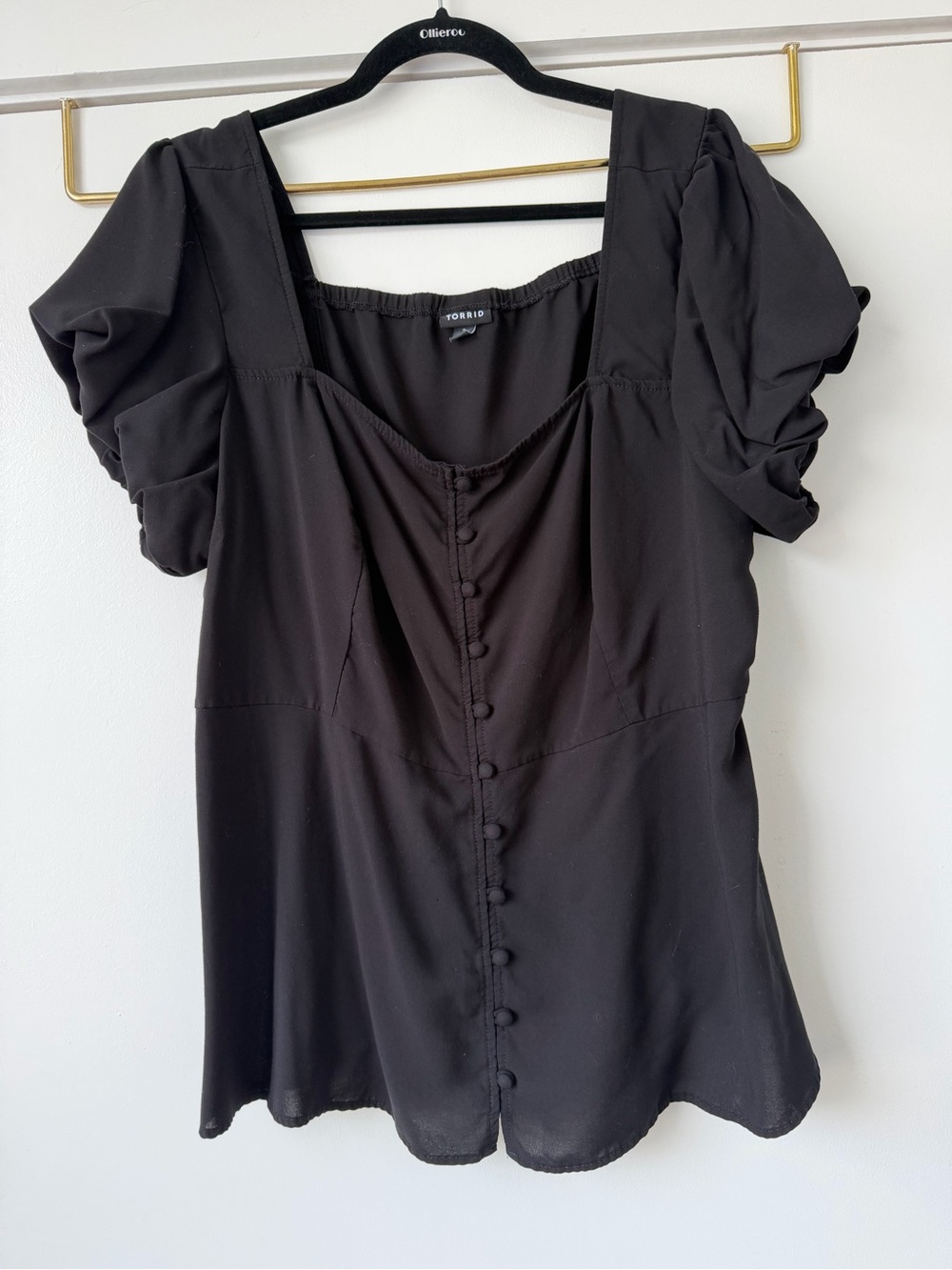 torrid Black Puff Sleeve Button-Front Blouse